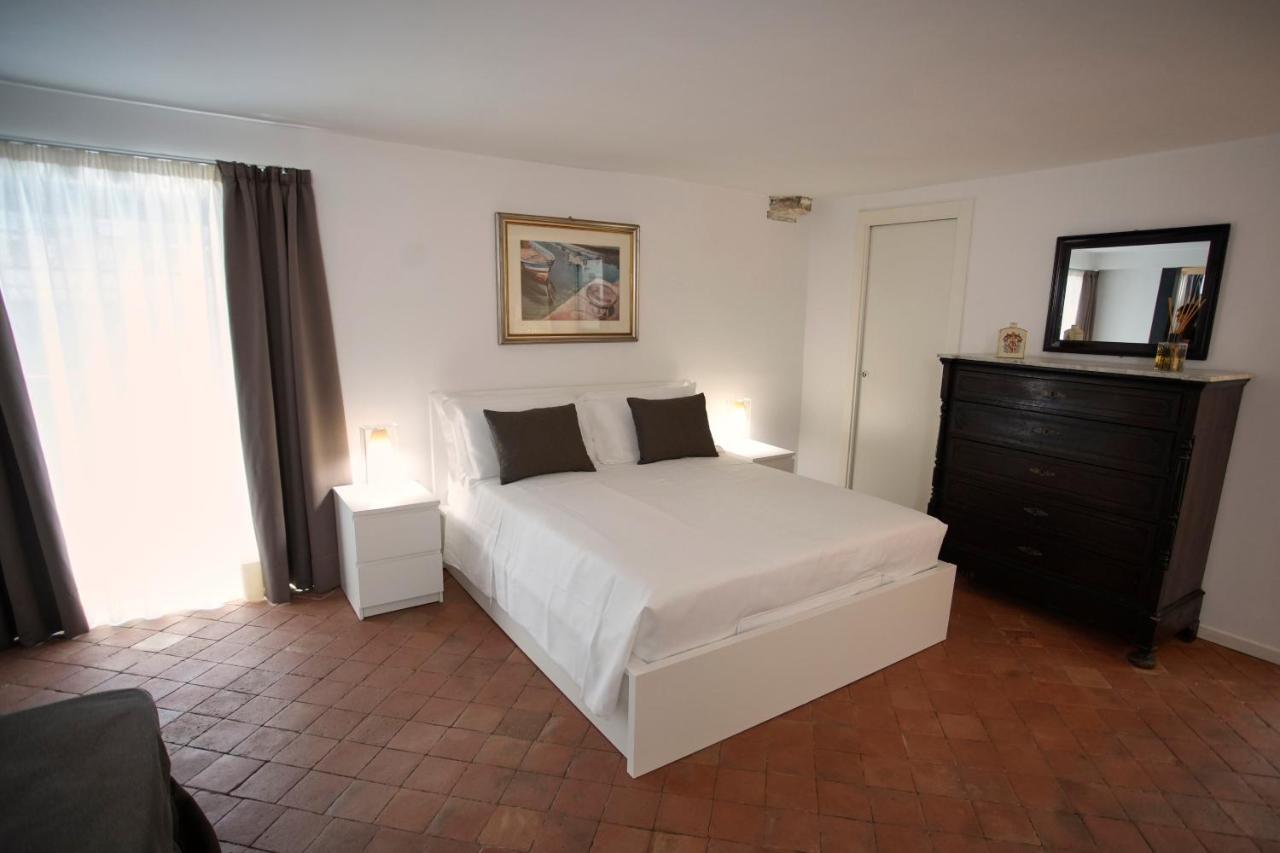 Palazzo Marletta Duomo Apartment Катанія Екстер'єр фото